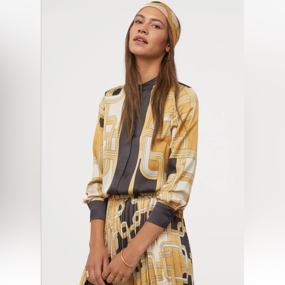 H&M x Richard Allan Satin Tunic Blouse | Geometric Chain Print | Size 8 / EUR 40